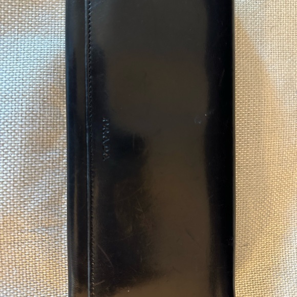 Authentic Black leather Prada wallet - Picture 1 of 15